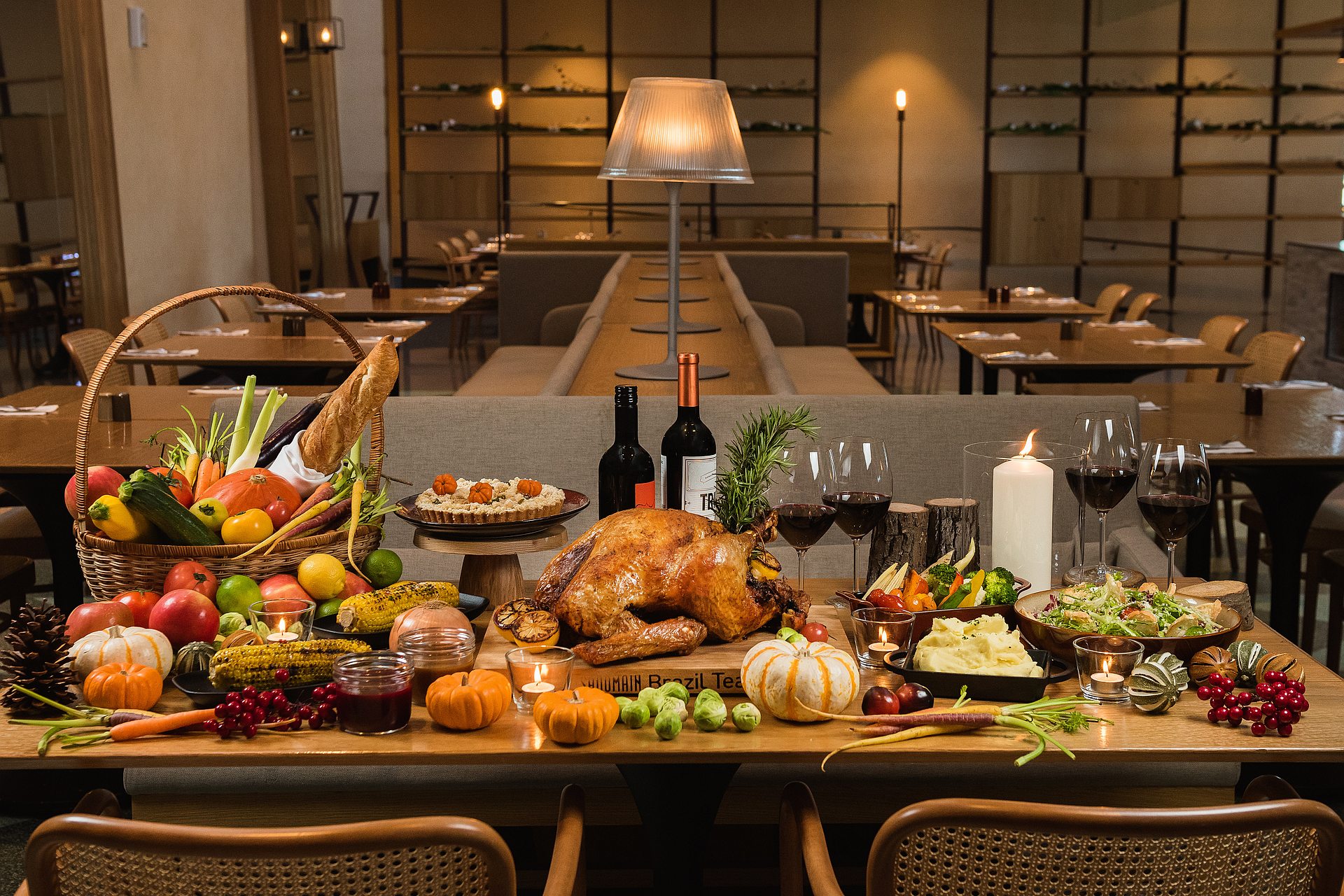 2024 Christmas Wonderland turkey dinner and turkey gift hamper at Que restaurant of amba Taipei Songshan hotel 